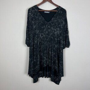 Alembika Tunic Top Womens Medium Black Gray Galaxy Swing Short Sleeve High Low M